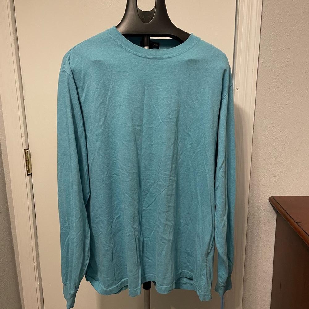 Bundle - 2 men’s long sleeve t-shirts